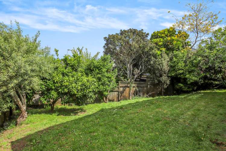 2/312 Wairau Road Glenfield_10