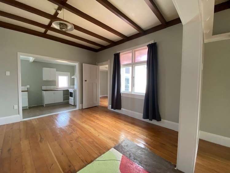 406A Avenue Road West 10482_5