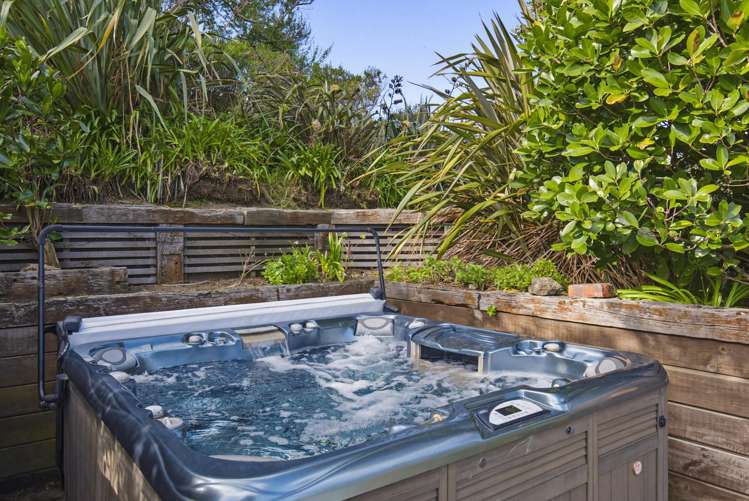 7 Tangahoe Street Paekakariki_44