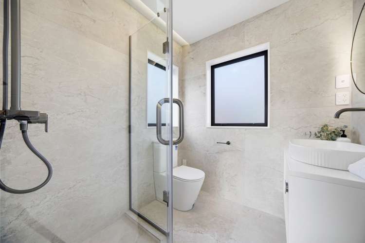 46A Range View Road Mt Albert_16