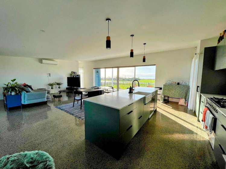 845A East Coast Road Kaiaua_5
