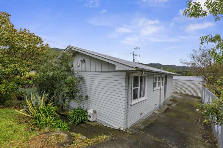 4 Parenga Street Wainuiomata_12