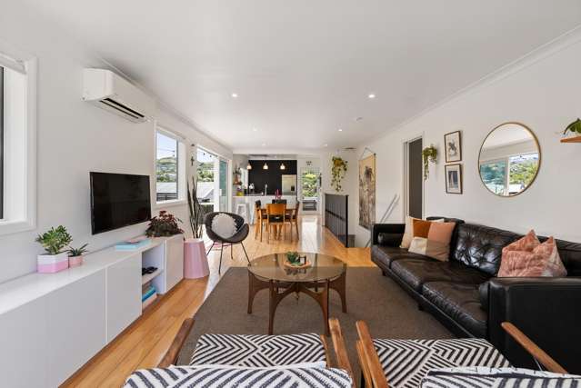 19 Kererū Bend Tawa_4