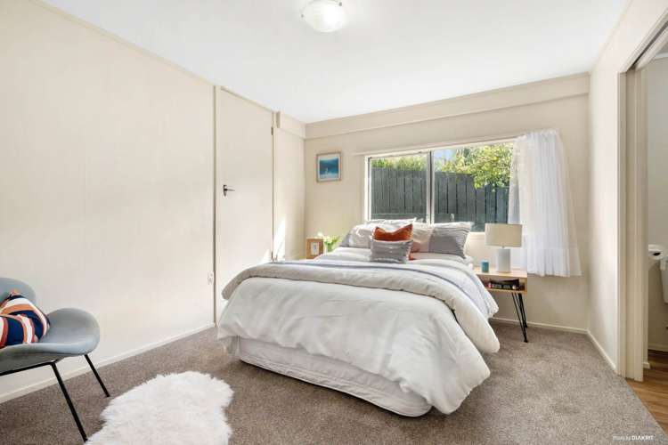 2/139a Mokoia Road Birkenhead_12