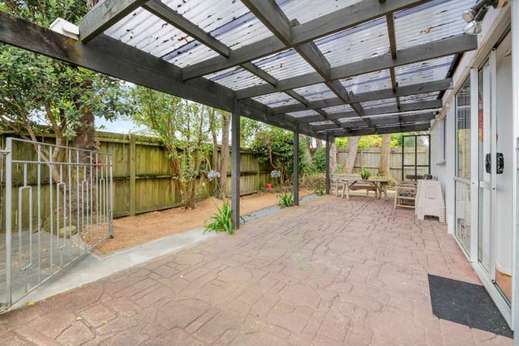 1/25 Inverness Road Browns Bay_2