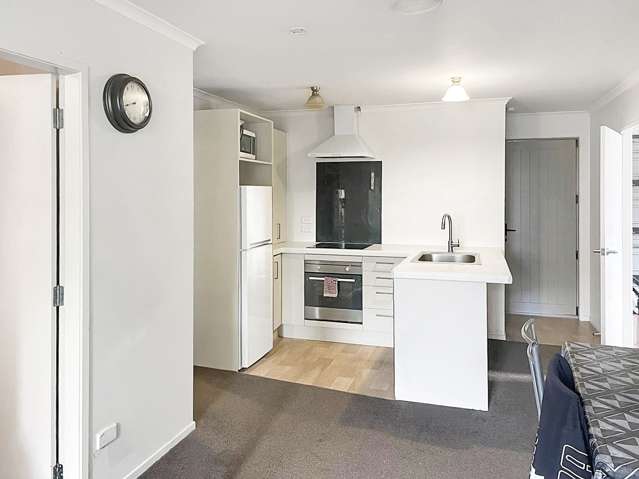 1/48 Fifth Avenue Enderley_2