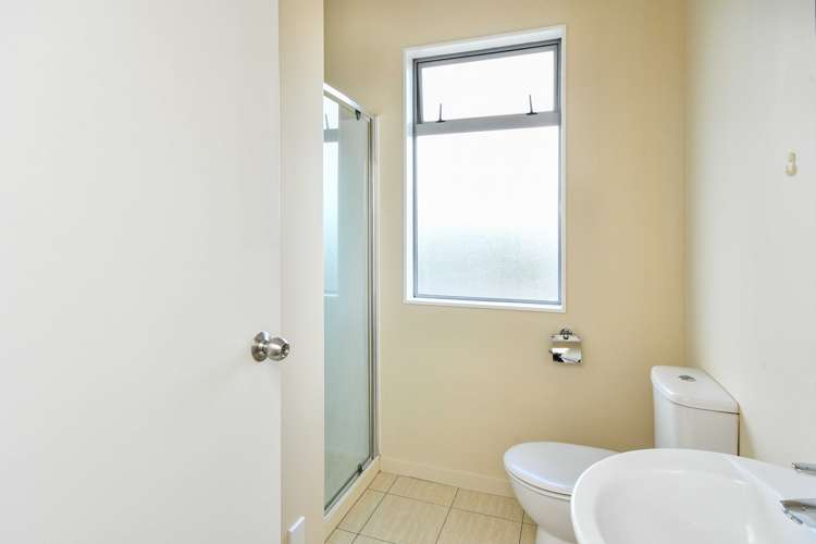 13 Manchester Drive Flat Bush_5