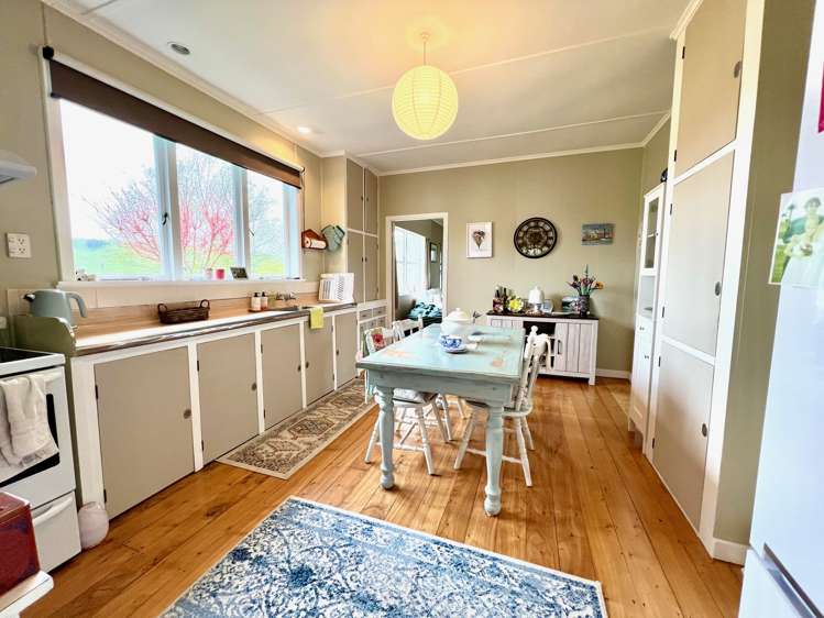 4556 Highway 22 Te Akau_11