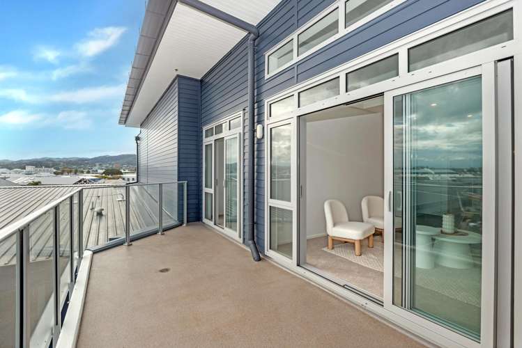 402/4 Reads Quay Gisborne Central_11