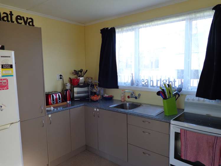 70 Lewin Street Balclutha_1