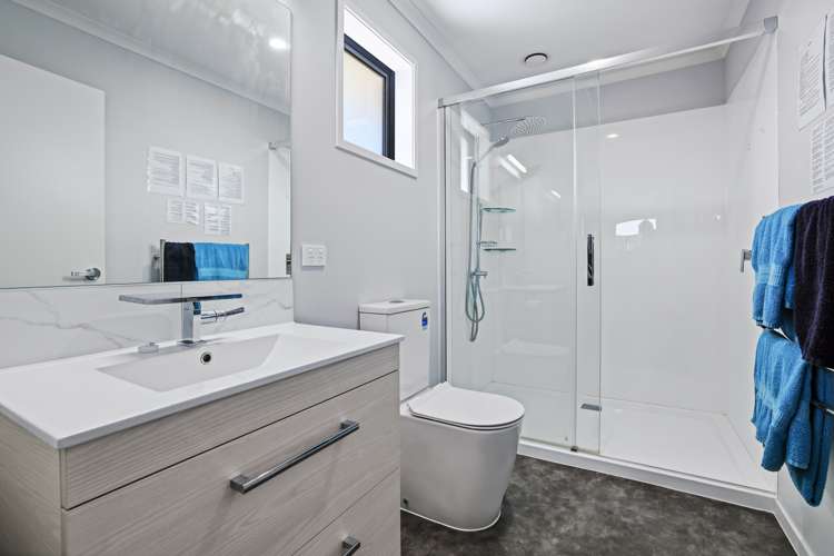 14b Mclarin Road Glenbrook_11