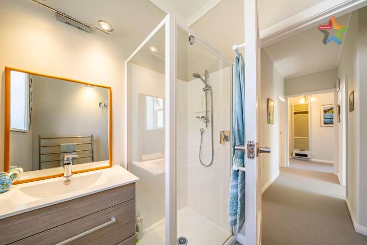 20 Bell Road Waiwhetu_13