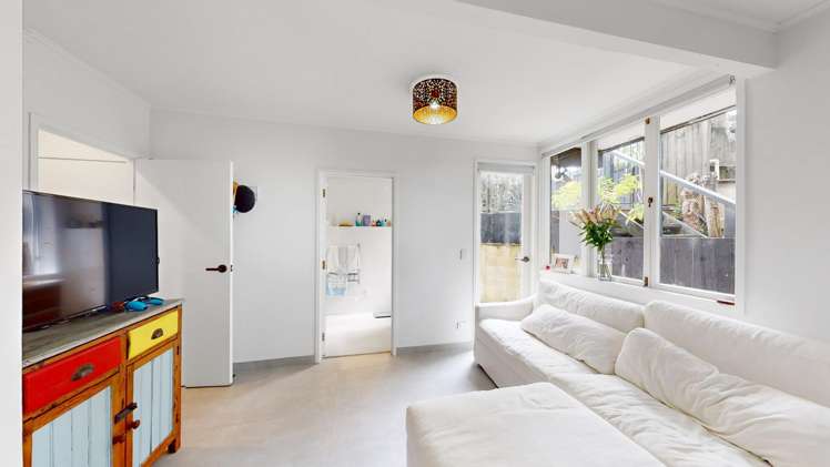 14 Cloverly Crescent Campbells Bay_18