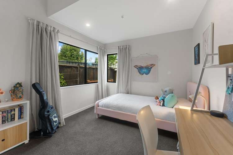 2/8 Phillip Parade Forrest Hill_10