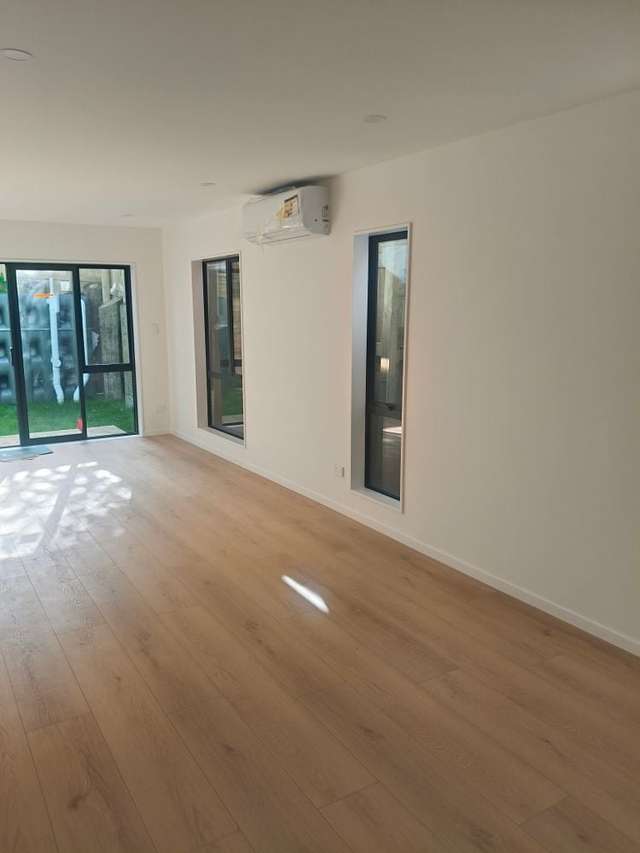4 Backhurst Grove Massey_2