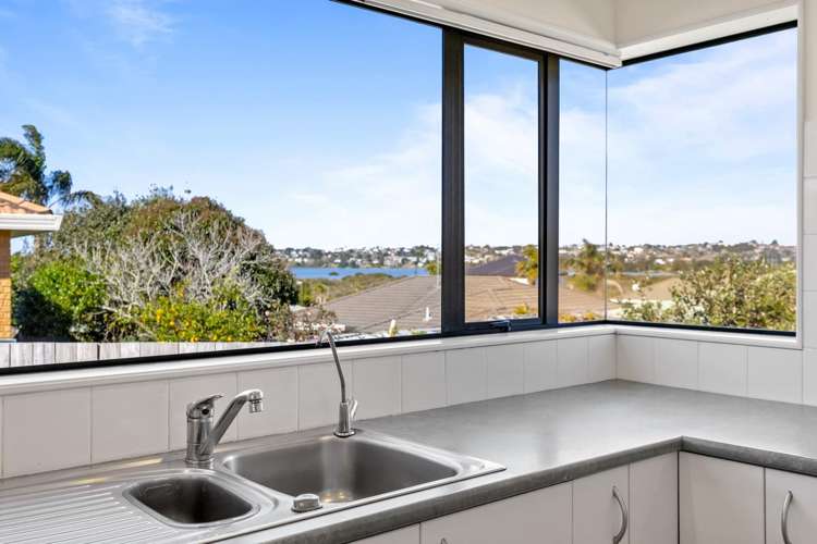 53 Kath Hopper Drive Orewa_5