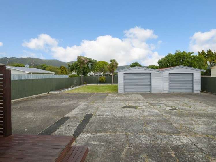 12 Hollard Grove Avalon_18