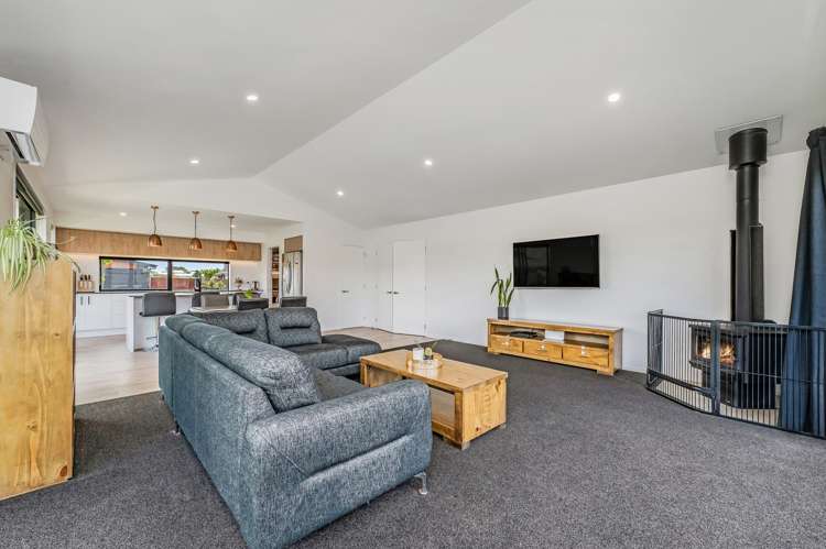 7 Vitalia Crescent Lincoln_12