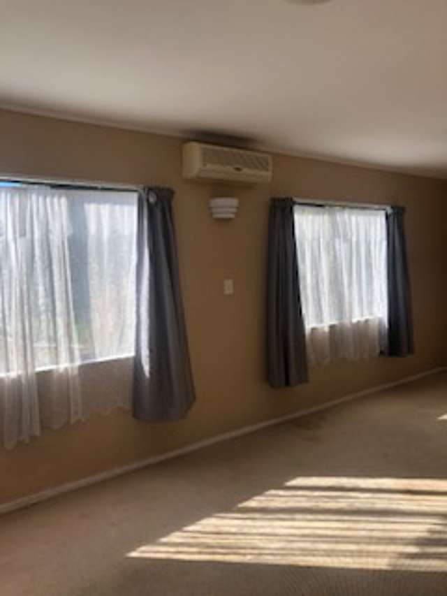 203 Glengarry Road Glen Eden_1