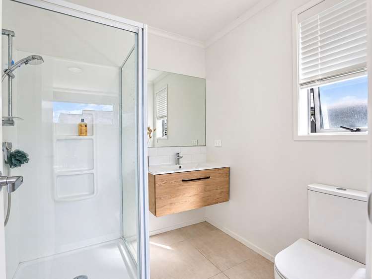 34 Trewern Avenue Chartwell_12