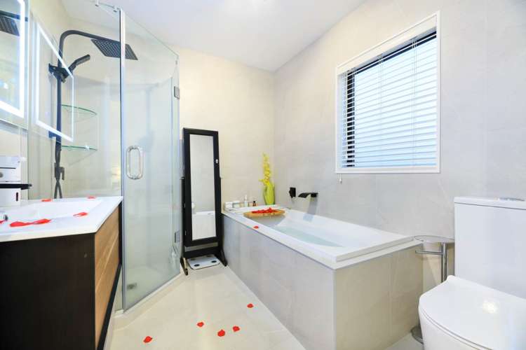 5a Woodhouse Place West Harbour_22