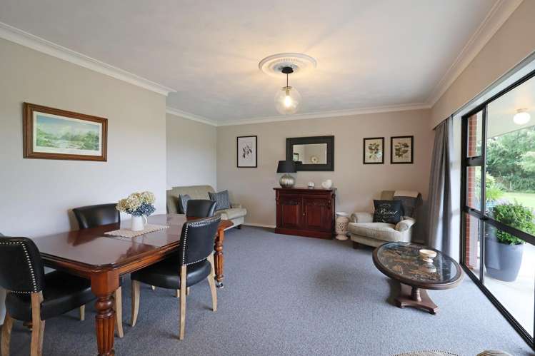 384 Flora Road East Makarewa_12