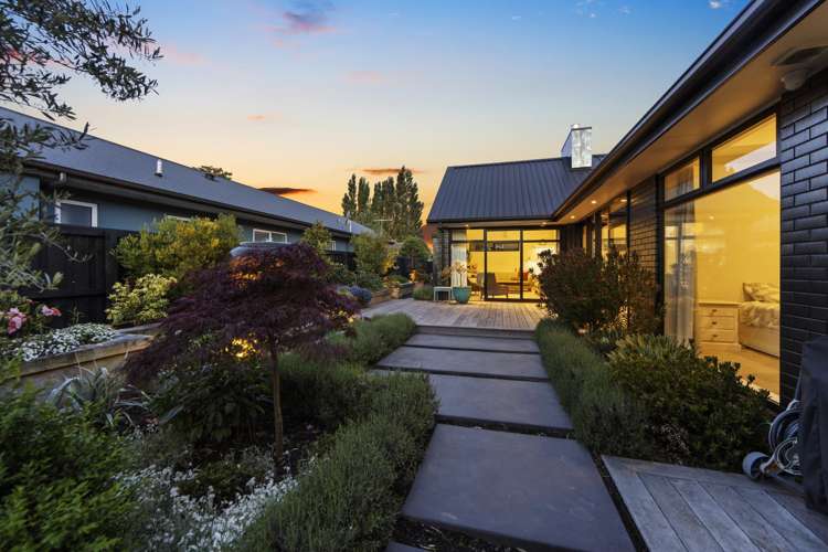 17 Lees Road Strowan_23