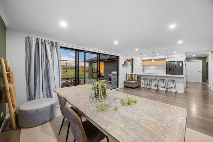 1347 State Highway 16 Waimauku_12