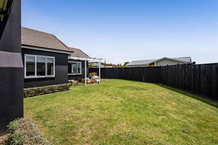 20 Maple Crescent Whalers Gate_33