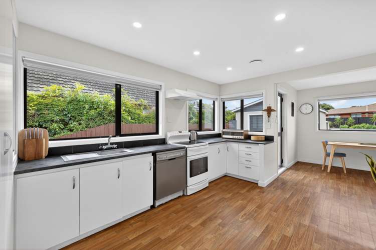 17 Pinewood Avenue North New Brighton_3