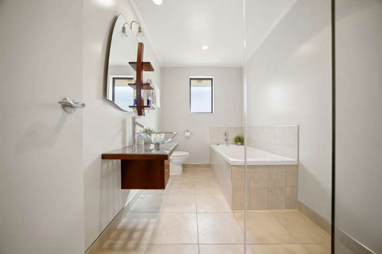 25 Durbin Court Greenhithe_15