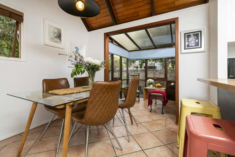 2/7 Springfield Street Forrest Hill_6