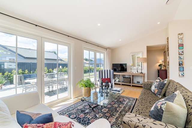 29 Oxfordshire Avenue Lower Shotover_3