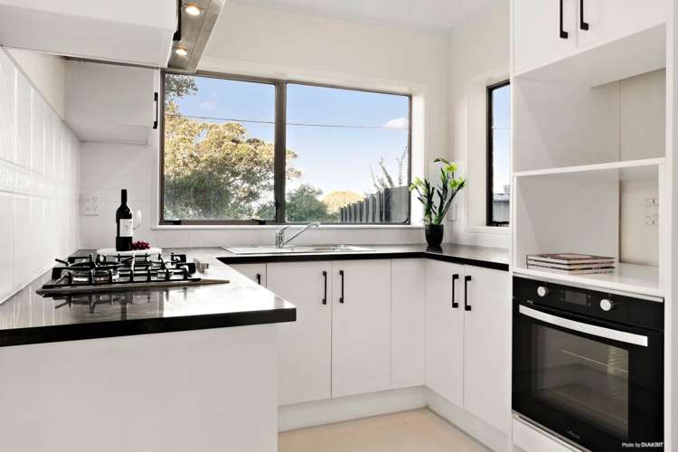1/60 Raleigh Road Northcote_5