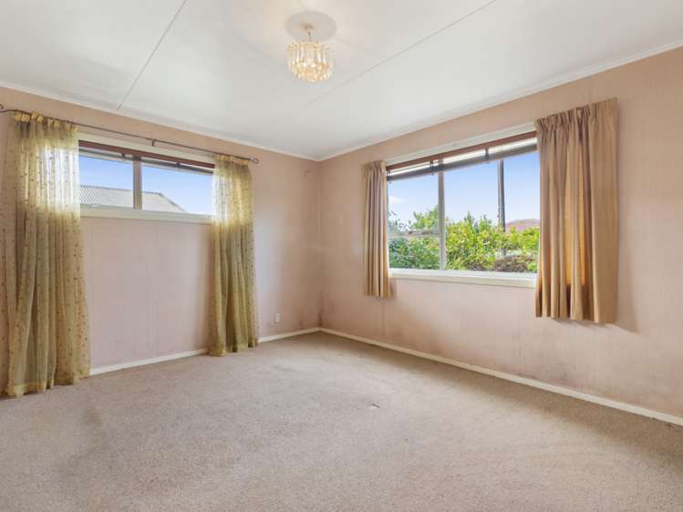 13 March Street Spring Creek_12