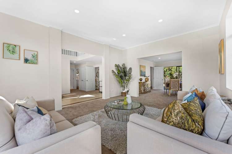 19 Maybole Drive Flat Bush_7