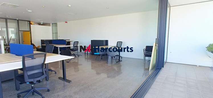 L2/150 Hurstmere Road Takapuna_3