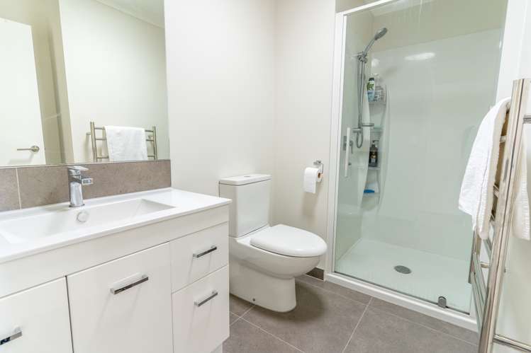 7 Boyack Drive Temple View_16