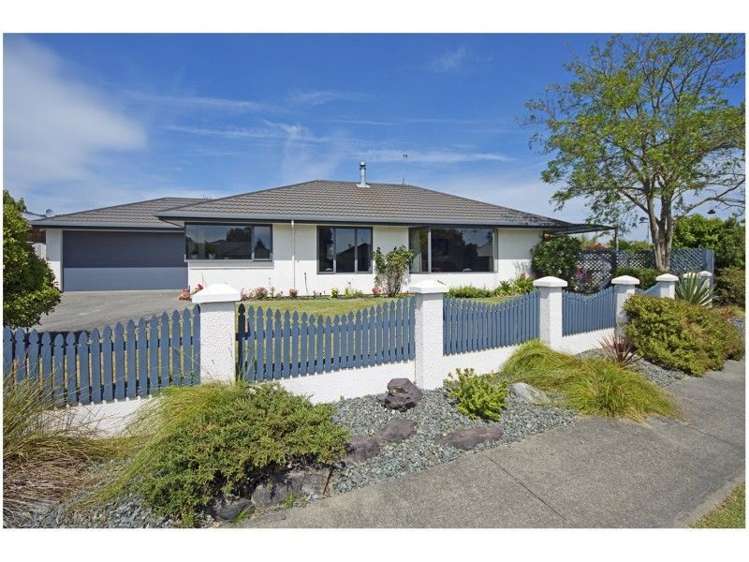 22 Maple Crescent Richmond_0