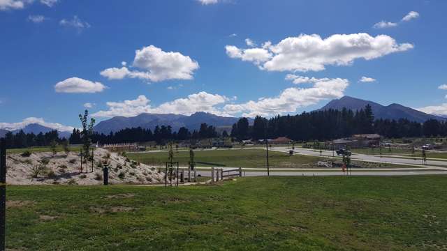 49 Mount Linton Avenue Wanaka_1