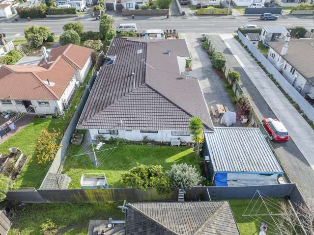 2/1017 Tomoana Road Mahora_1