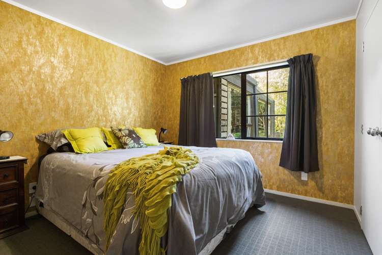 160 Young Road Paengaroa_21