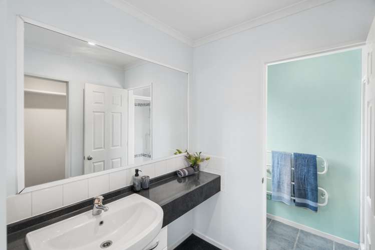 77 Laing Crescent Heathcote Valley_11