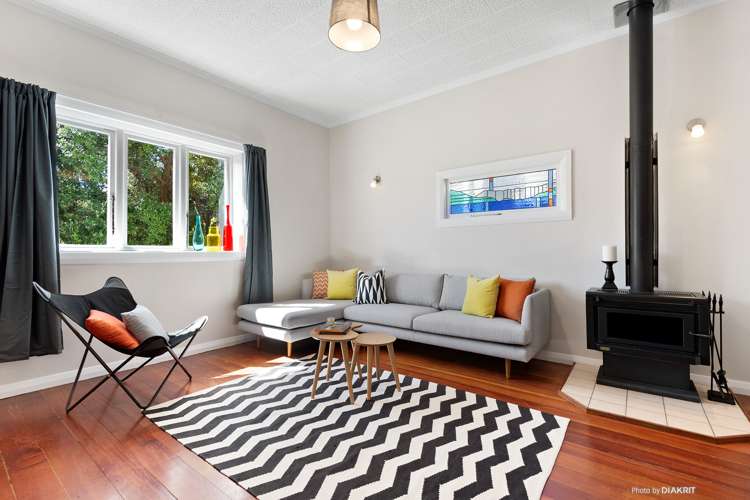 11 Dover Street Island Bay_7