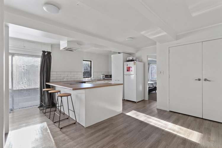 1/16 Abbotsford Street 3295_1