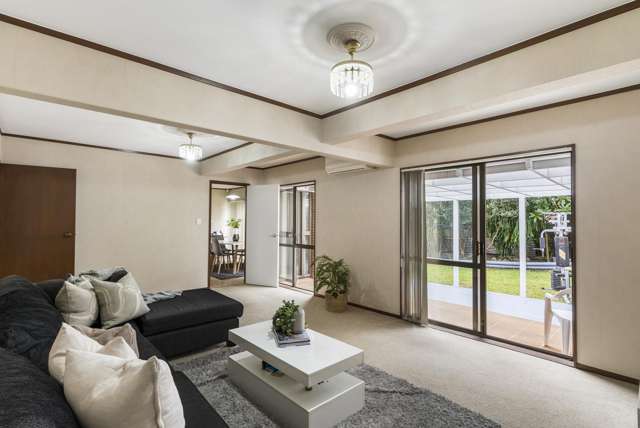 2/7 Roslyn Road Mount Wellington_3