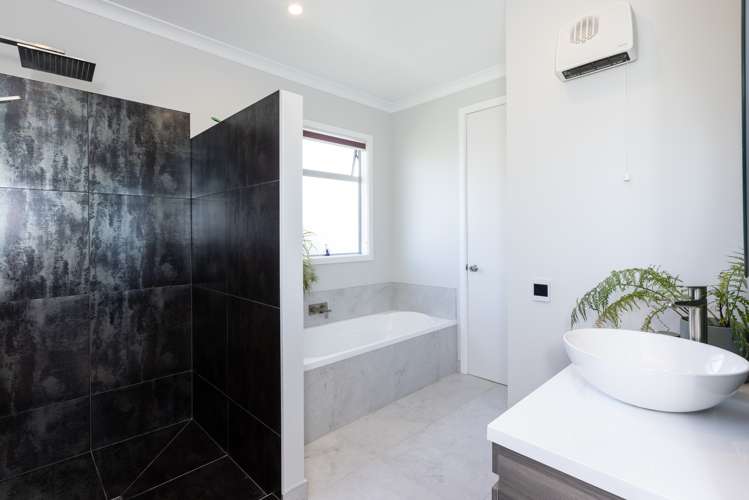 34 Peddie Street Taradale_12