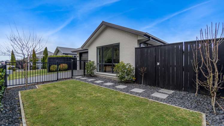 36 Robert Duncan Road Belfast_1