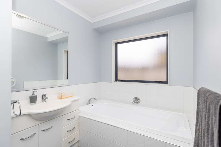 61 Saint James Drive Huntington_6