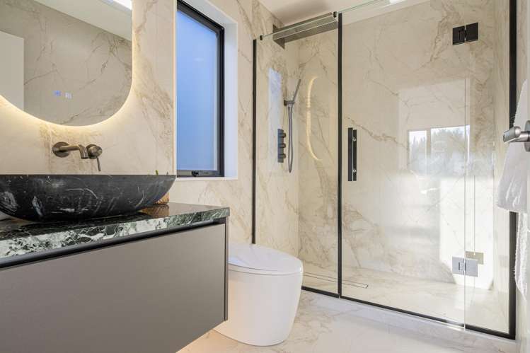 15 Humenga Place Long Bay_22